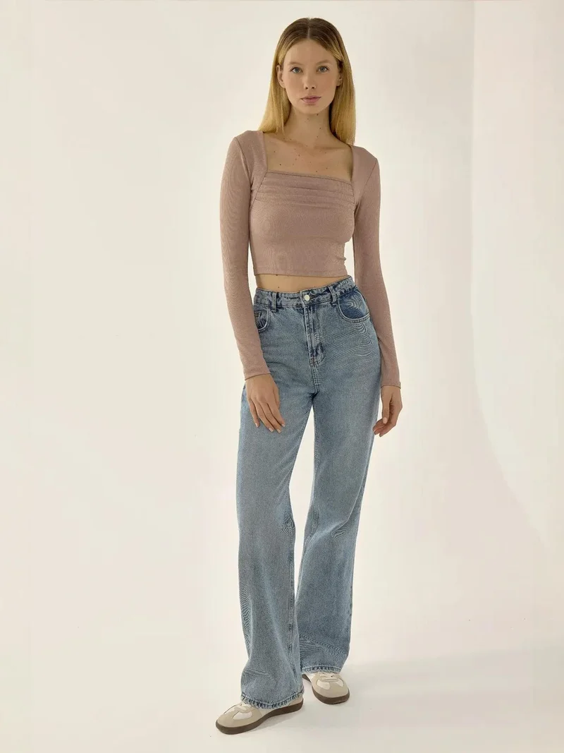 هيكاب بلوزة مكشكشة